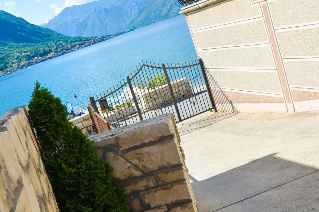 Apartment The Sea Coast Kotor Kültér fotó